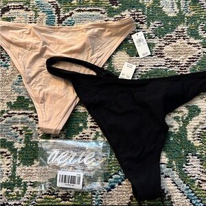 bundle of 2 aerie thongs new with tags